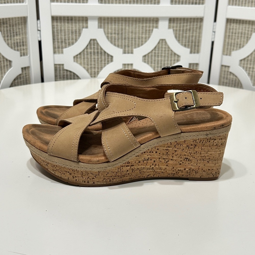 Clarks Womens Eleri Rae Leather Criss Cross Shoes Size 9 Cork Wedge Heel Sandals - Picture 3 of 13